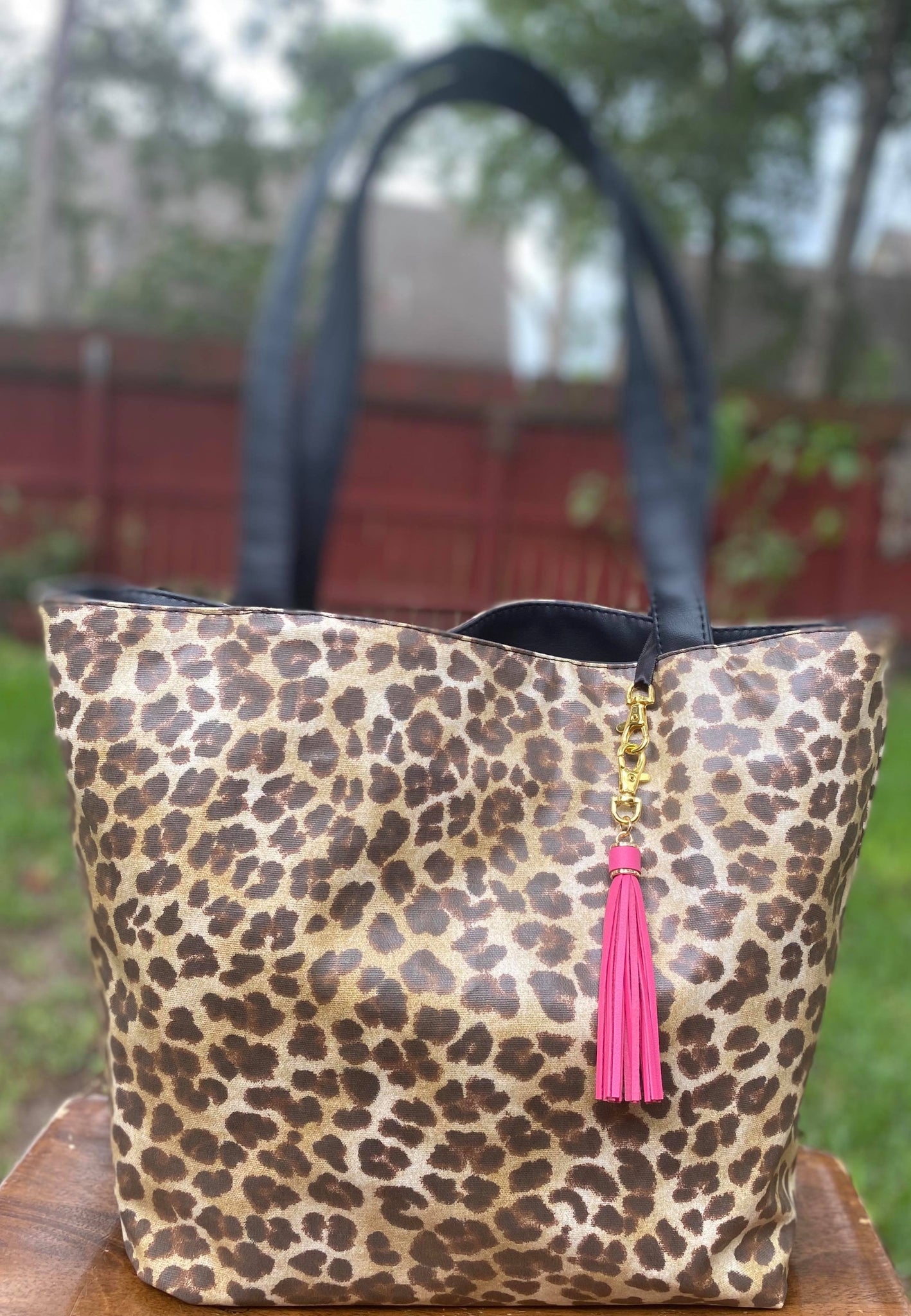 Savannah Tote w/ Glam Stripe